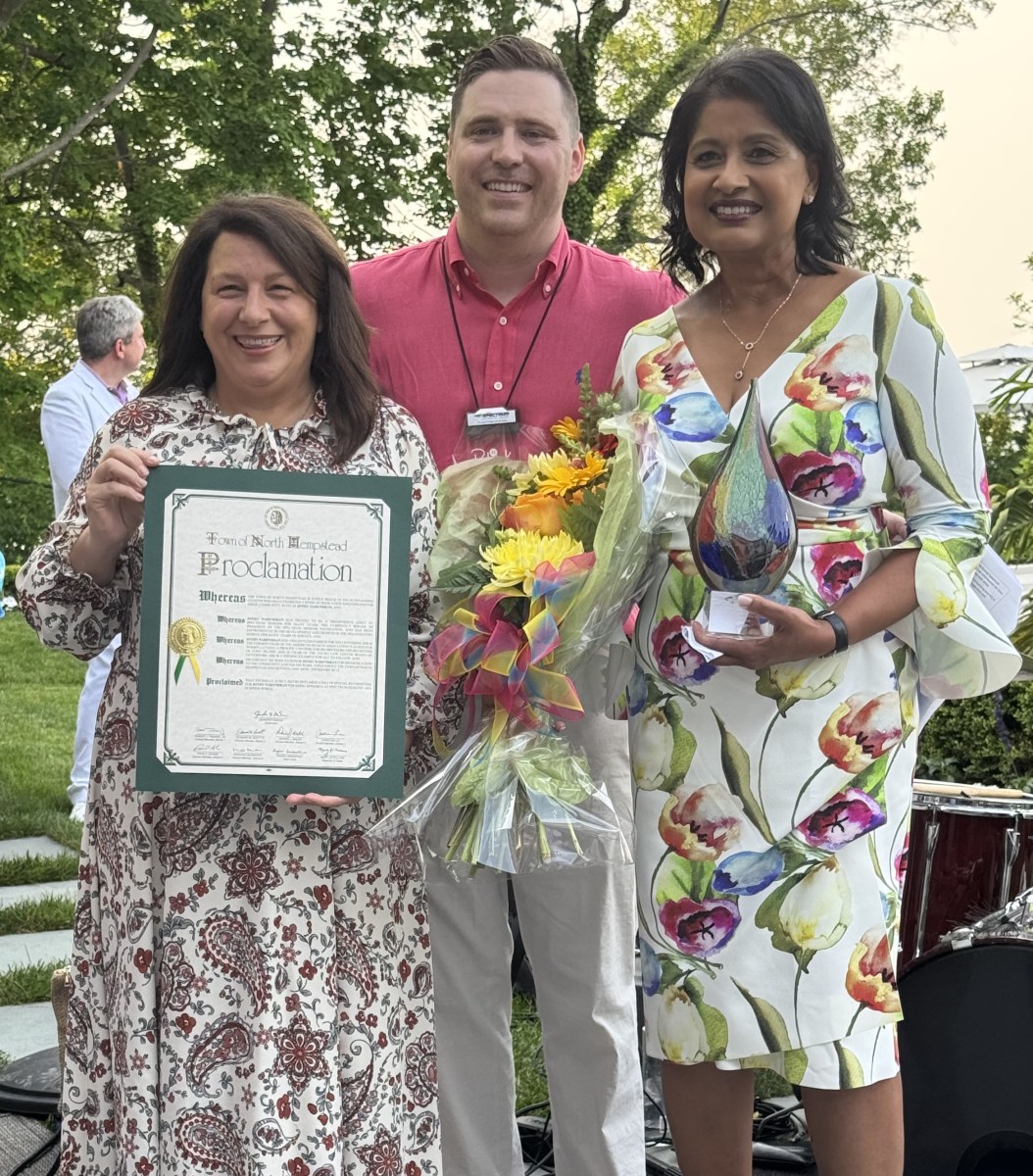 Spectrum Designs raised nearly $150,000 at their annual summer soirée in Sands Point.